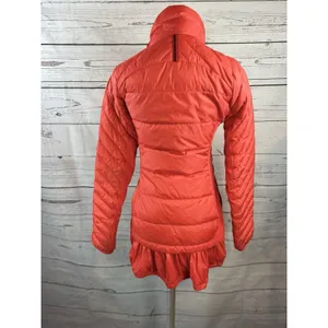 Lululemon What The Fluff Puffer Jacket Womens Red Rare Size 4 6 thumbnail 5