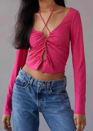 Urban Outfitters Pink Ruched Long-Sleeve Crop Top Ribbed Material Size Medium thumbnail 1