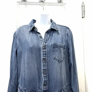 Universal Threads Denim Jumpsuit Womens Blue Medium Wash Button Front Size 8 thumbnail 3