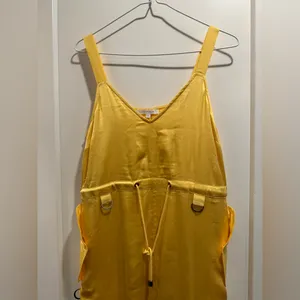 Love The Label Anthropologie Sleeveless Utility‎ Dress Yellow Size XS thumbnail 5