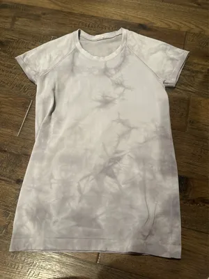 Lululemon Shirt Swiftly Tech Short Sleeve thumbnail 1