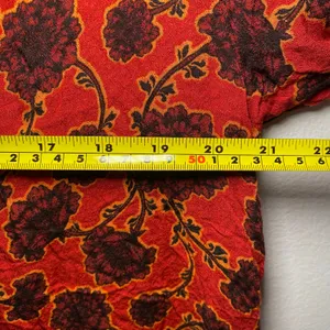 Free People Women's size XS Mia Tunic Red Floral V-neck Blouse Boho Pirate Top thumbnail 8