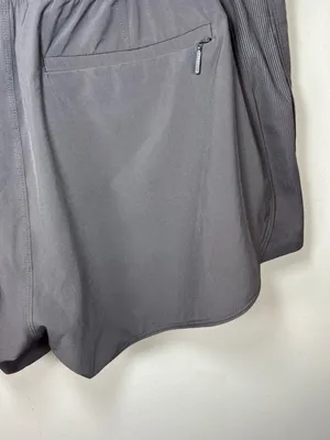 Athleta Brooklyn Shorts Silver Bells Gray Pockets Activewear Travel Hiking Sz 14 thumbnail 9
