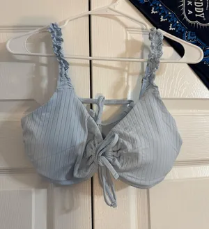 Hollister Bikini Top thumbnail 1
