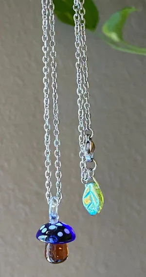 simple fairy boho vintage whimsical style lampwork glass charm & Czech glass leaf bead chain necklace💚🌞🍄🍃 thumbnail 2