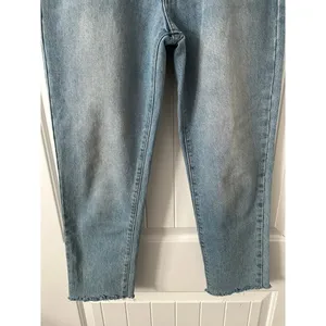 Lucky Brand High Rise Mom Blue Jeans‎ Size 26 thumbnail 4