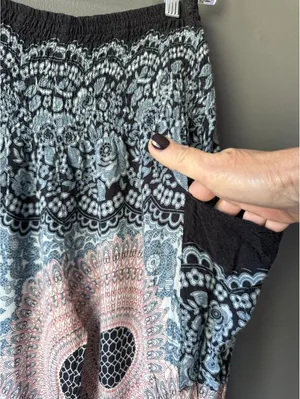 Gypsy Rose Bohemian Style Elastic Waist Palazzo Pants with Side Pocket thumbnail 3