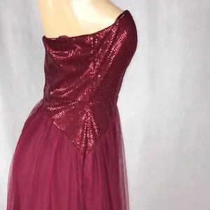 Trixxi Size 11 Burgundy Strapless Sequence Evening Gown. New With Tags. thumbnail 5