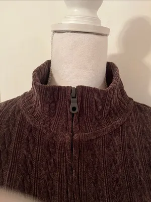 NWT Off-line by Aerie Cable Knit Thumbhole Jacket thumbnail 3