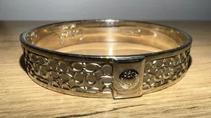 Coach Gold Tone Signature Logo Pattern Bangle Bracelet Signed 8" thumbnail 1