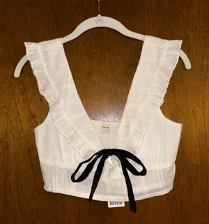 Urban Outfitters Top thumbnail 1