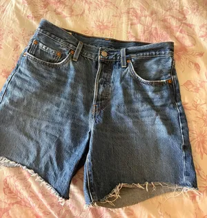 501 Levi’s Shorts thumbnail 1