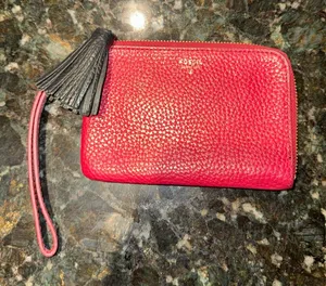 Fossil‎ Red Pebbled Leather Tara Zip Around Wristlet W/ Black Tassel Pull thumbnail 1
