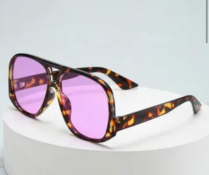SheIn Pink Sunglasses thumbnail 2