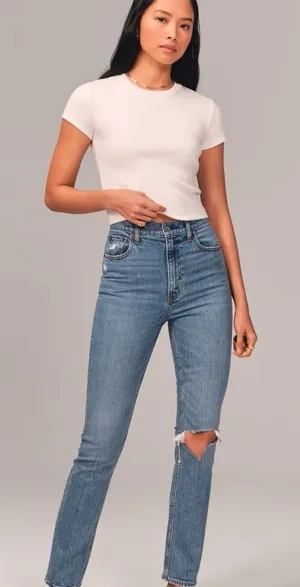 Abercrombie & Fitch 90’s Slim Straight Leg Jeans thumbnail 1