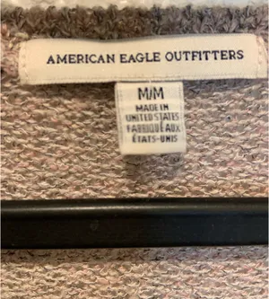Women's American Eagle Outfitters V Neck Soft Knit Pullover Sweater Tan Size M Good Pre-Owned Condition Features Women's American Eagle Outfitters V Neck Soft Knit Pullover Sweater. #softknit #spring #summer thumbnail 6