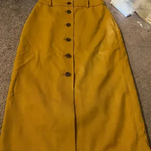 Wilfred yellow mustard pencil skirt 2‎ thumbnail 9