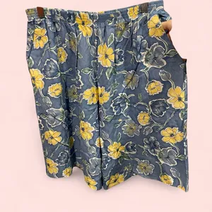 Cute flowy pull on grannycore mom shorts pockets bermuda Blue Size 14 thumbnail 2