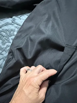 K-Pop ONEUS tour merch medium black pullover raincoat hood thumbnail 4
