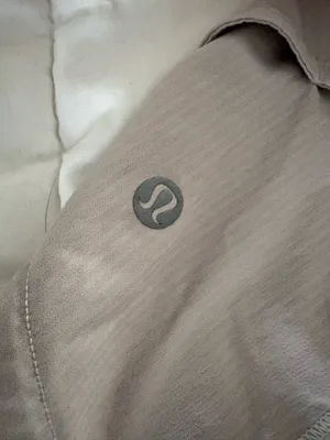 Lululemon Shorts thumbnail 4