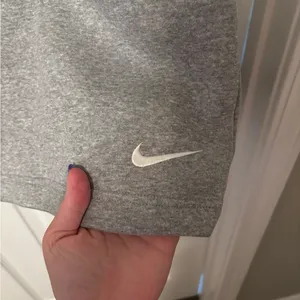 NWT Women's Nike Sportswear Phoenix Fleece Lounge Shorts size medium thumbnail 2