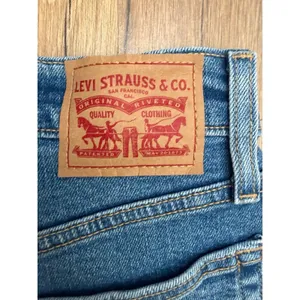 Levi's Wedgie Straight Jeans Women 27 W27 L28 High Rise Button Fly Blue Denim thumbnail 9