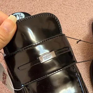 DKNY Glossy Black Slip-Ons thumbnail 4