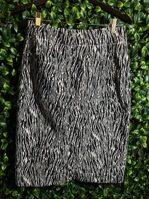 Maeve Anthropologie The Colette Skirt Size Small thumbnail 5