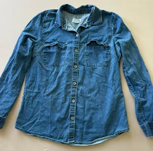 Old Navy Denim Button Up Shirt thumbnail 3