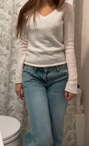 White thumbnail 2