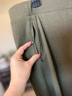 Torrid Jogger Pants Size 2 Olive Green Zipper Pockets Cuffed thumbnail 2