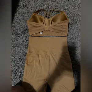 PINK Victoria's Secret Mustard Workout Set. thumbnail 3