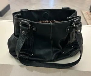 Purse Elegant Black Leather Handbag-B is for BEAUTY! Like new TIGNANELLO-quality thumbnail 1