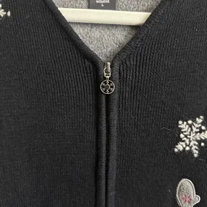 Woolrich Sweater Vest Black L Womens Snowman Snowflake Embroidered Holiday thumbnail 5