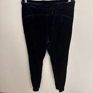     lululemon Velvet Pants thumbnail 2
