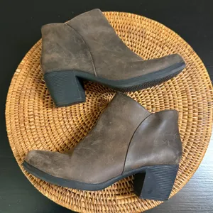 Clarks Unstructured Brown‎ Leather Ankle Boots Side Zip Block Heel 261456134060 thumbnail 5