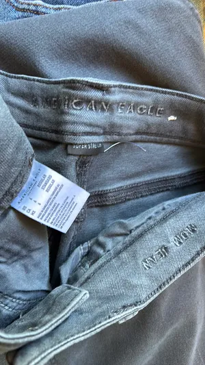 American Eagle Mom Jeans thumbnail 5