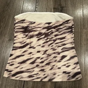 Grey Bandit Tiger Print Strapless Top thumbnail 12