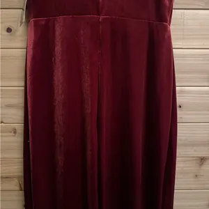 NWT Taylor Size 2/XS Strappy Red Orange Cowlneck Velvet Midi Dress thumbnail 8