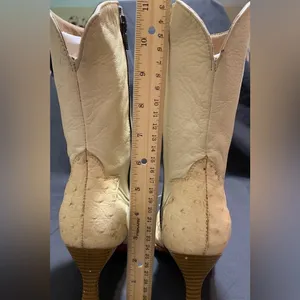 Women’s Mid Calf Heeled Cream color Western Boots approximate size 9/9.5 thumbnail 9