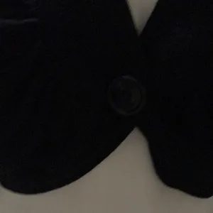 Top thumbnail 2