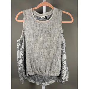 Akemi + Kin Textured Sleeveless Tank Snake Print‎ High Low Boho Anthropologie thumbnail 3