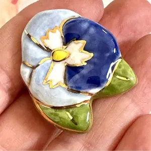 Blue floral pin thumbnail 4