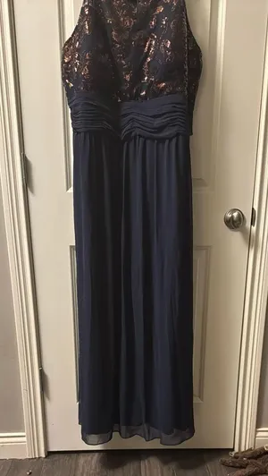 Scarlett Gown thumbnail 4