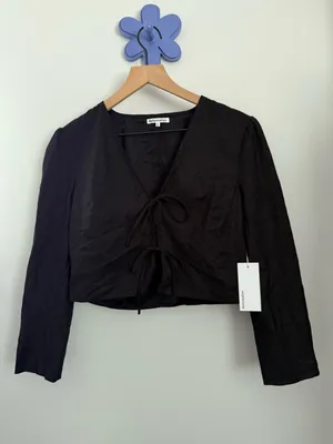 Reformation Medium NEW Hanna Top Black Organic Tie Front Crop Boxy Fit Business thumbnail 2