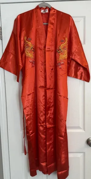 VTG Golden‎ Dragon Kimono Sz XL Red Silk Embroidered Oriental Chinese New Year thumbnail 1