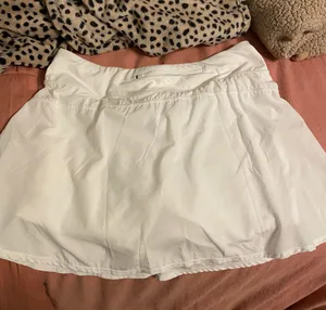 Danskin tennis skirt thumbnail 1