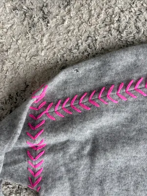 Aqua Bloomingdales Light Gray 100% Cashmere Sweater with Pink Accents Size Small thumbnail 4