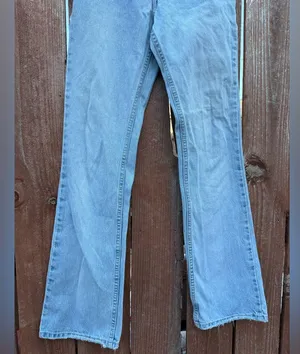 Vintage Levi’s Silver Tab Light Wash Denim Flare Jeans Juniors Women’s Size 24 thumbnail 2