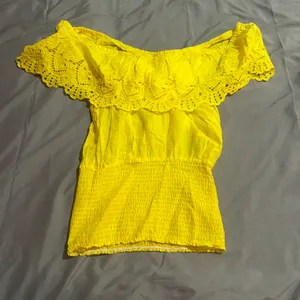 Arden B Yellow Off The Shoulder Blouse thumbnail 5
